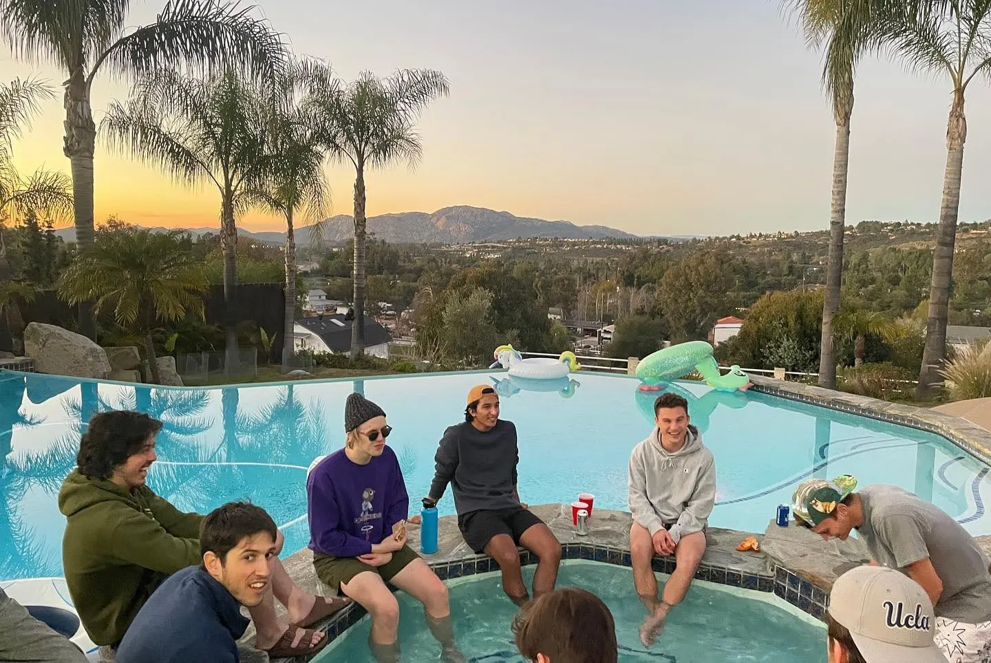 What do we do when we’re stressed with midterms? Our brothers decided to take a little…